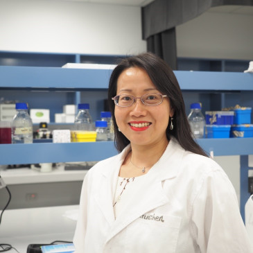 Juggling in STEMM: international research success amidst cultural challenges and family responsibilities